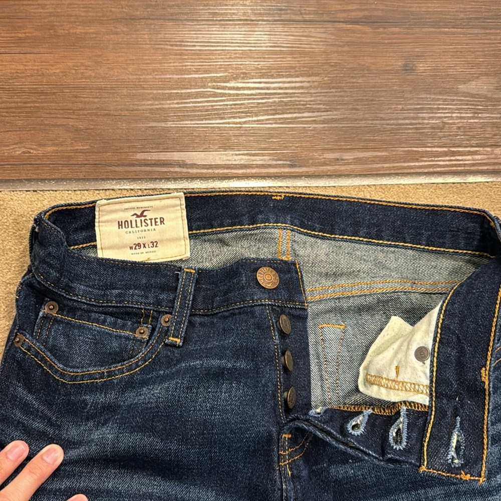 HOLLISTER Jeans - Picture 2 of 3